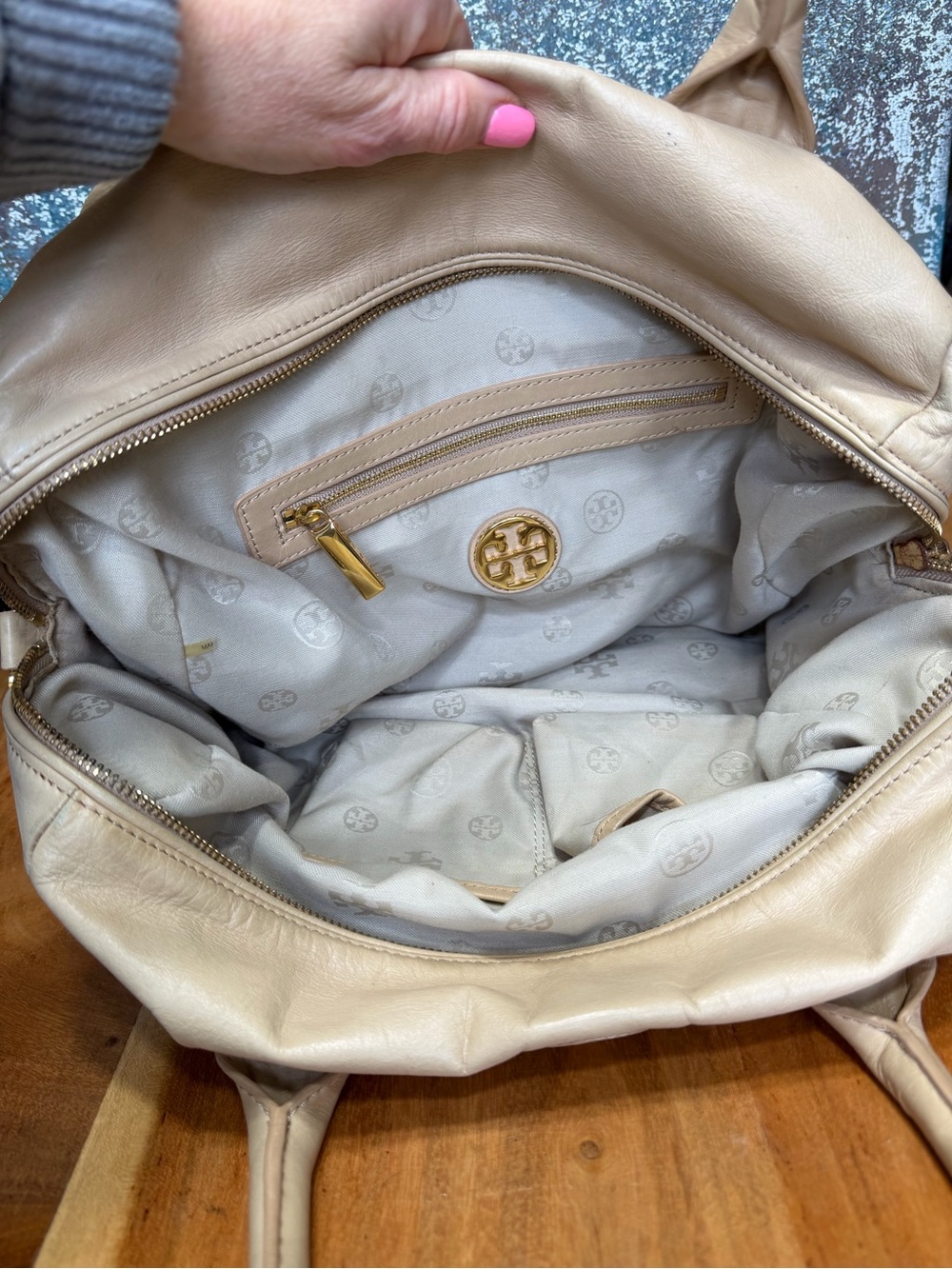 Tory Burch Quiet Luxury Classic HTF Archival Robinson Leather Bowler Cream Fair - Picture 2 of 13